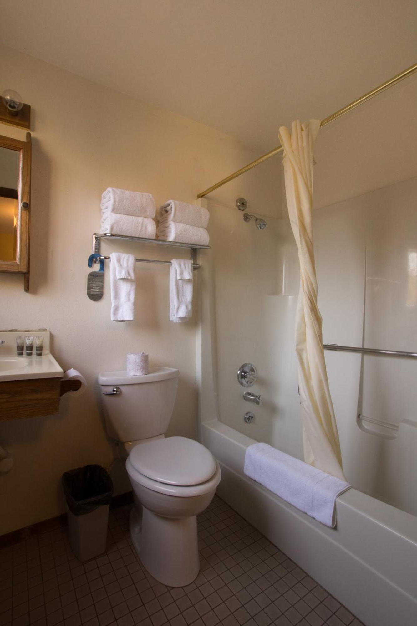 Sol Duc Hot Springs Resort Ovington الغرفة الصورة